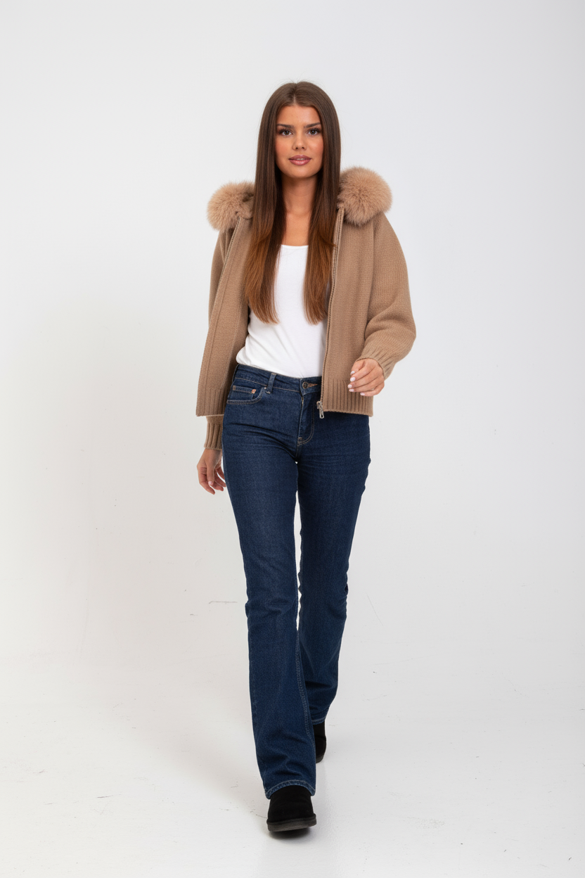 Faye | Gebreid Vest met Faux Fur Kraag